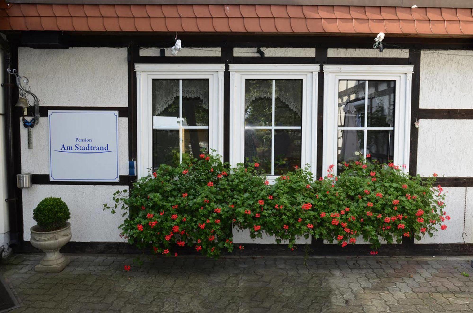 Pension Am Stadtrand Zerbst Bagian luar foto