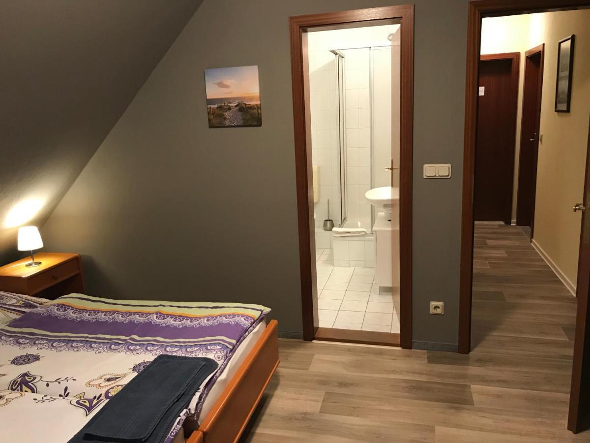 Pension Am Stadtrand Zerbst Bagian luar foto